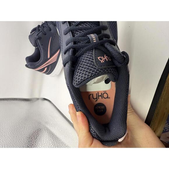 Ryka Women's Navy and Pink Sneakers Destiny 2 Size 5.5 - Picture 8 of 10
